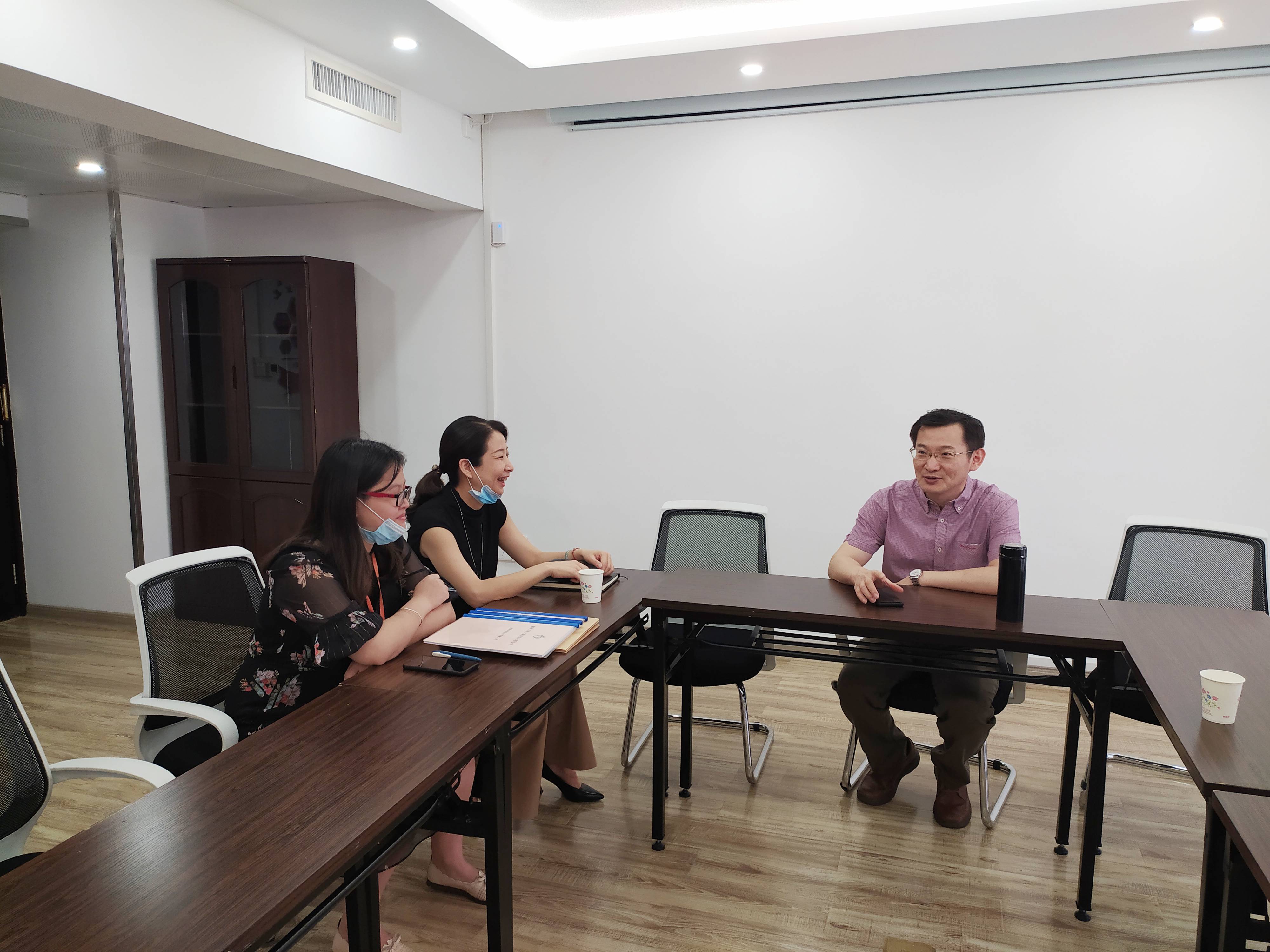 图一为黄色直播
纪委书记张健带队到所属企业检查廉政风险防控工作.jpg