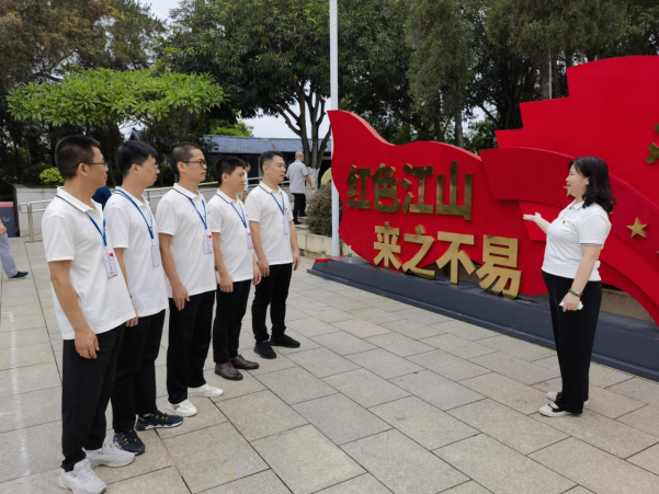 bd333a09cf5c058c921bde23ee187308.png bd333a09cf5c058c921bde23ee187308.png