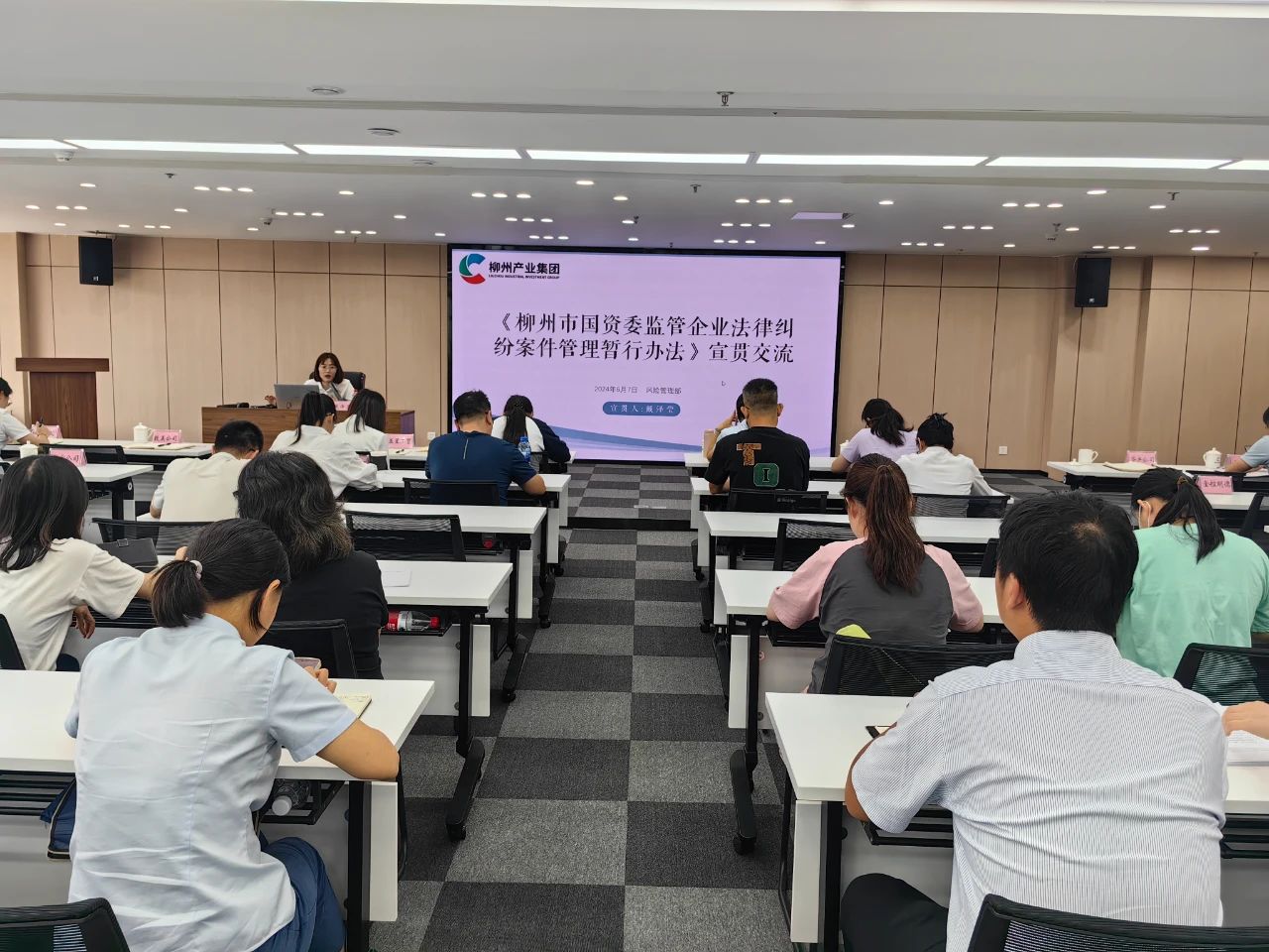 af720df9a052b38514910d5b51bf9321.jpg af720df9a052b38514910d5b51bf9321.jpg